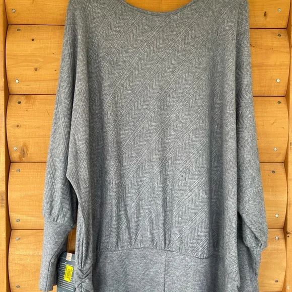 Democracy Women's Sweater with Button Accents and Side Ruching. Plus Size 3X - Picture 8 of 13